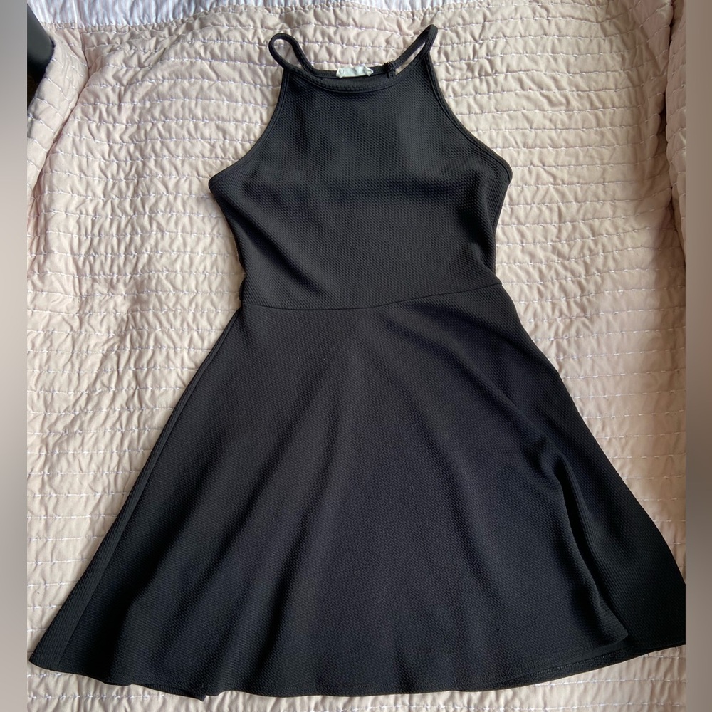 Women’s Black Sleeveless Dress